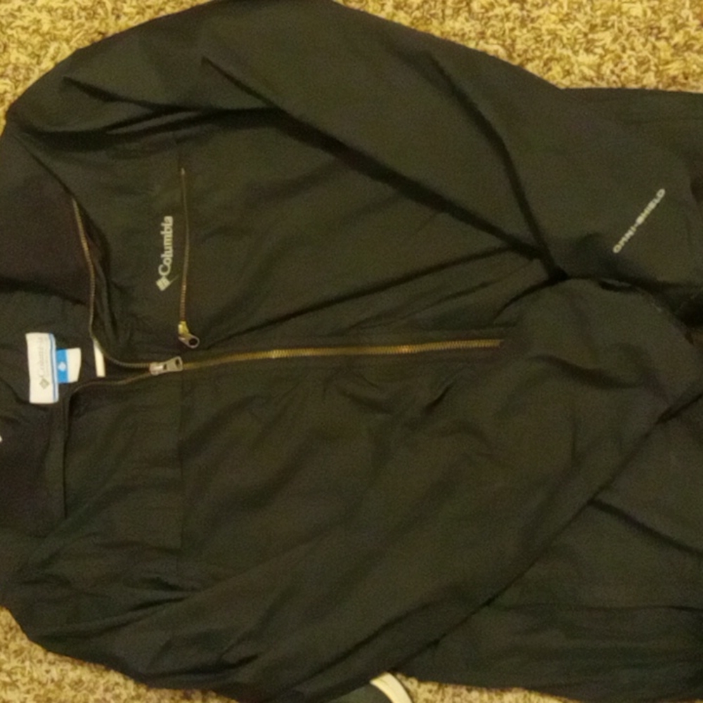 Columbia rain jacket